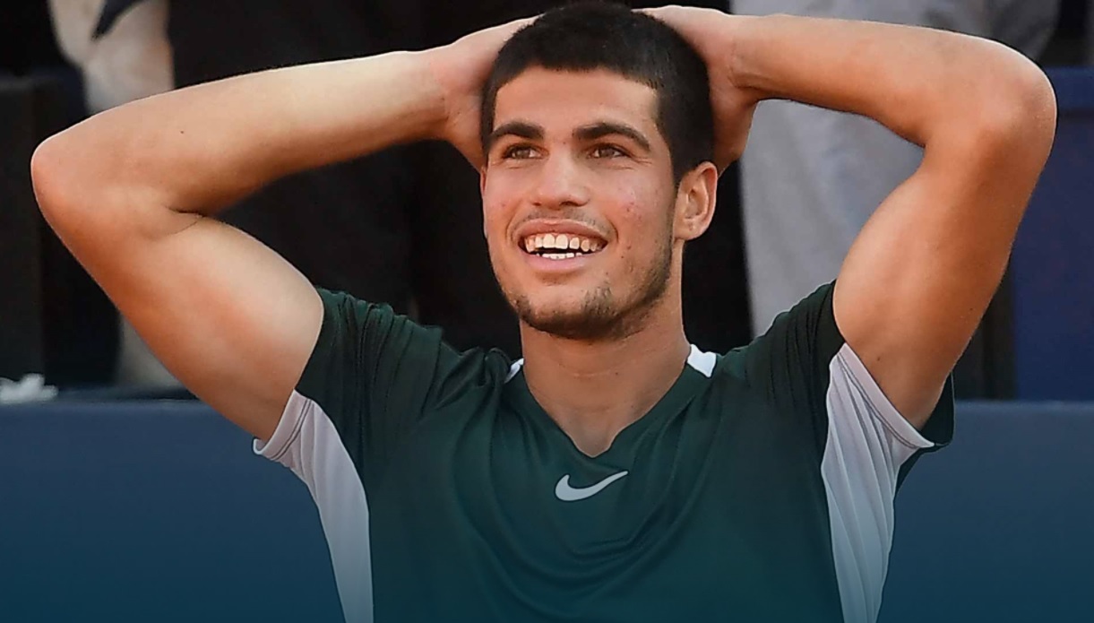 更意味着他 更意味着他